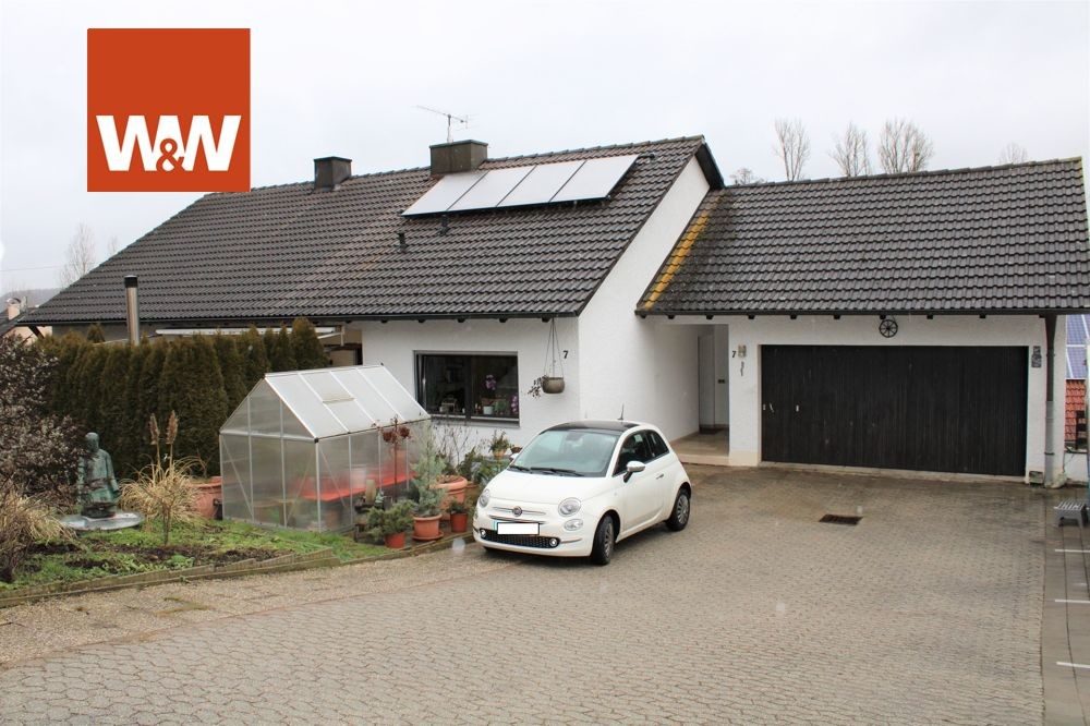 Immobilienangebot - Euernbach - Alle - Grundsolides Einfamilienhaus mit Einliegerwohnung im Untergeschoss