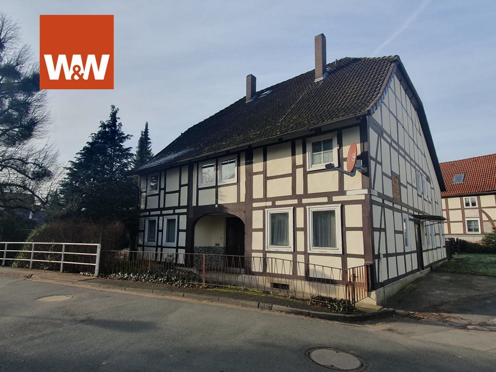 Immobilienangebot - Hessisch Oldendorf / Fischbeck (Weser) - Alle - Fachwerkhaus mit Potenzial für die Großfamilie / Mehrgenerationenhaus!!