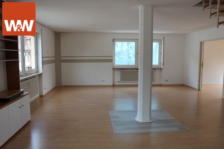 Immobilienangebot - Zell im Wiesental - Alle - 5-Zimmer-Maisonette-Wohnung im 2. Stock mit viel Flair und Charme im Zentrum von Zell i.W.