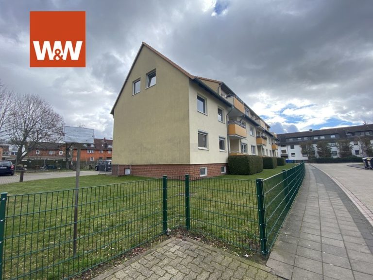 Immobilienangebot - Helmstedt - Alle - Achtung Preissenkung! 4-Zi.-Wohnung, Balkon, PKW-Stellpl., zentrale und ruhige Lage, sofort frei!