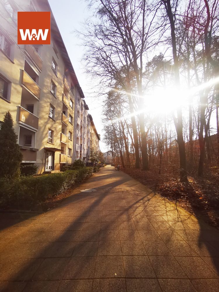Immobilienangebot - Karlsruhe / Waldstadt - Alle - Moderne Eigentumswohnung mit Loggia in idyllischer Lage