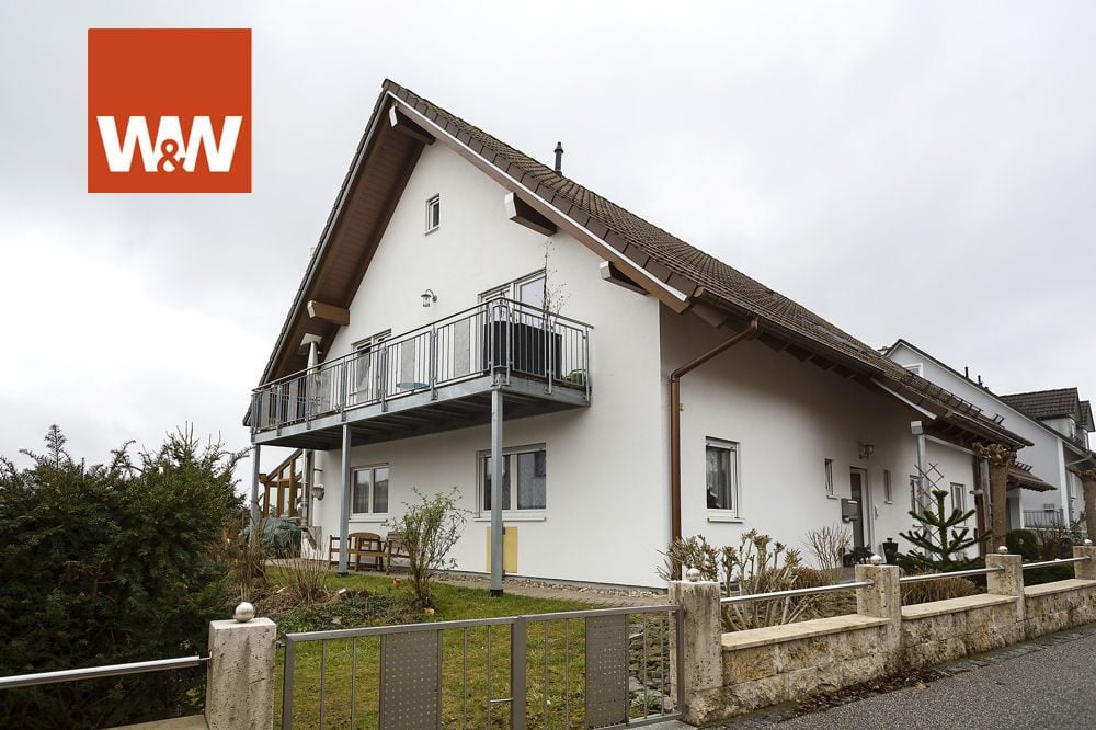 Immobilienangebot - Ihrlerstein - Alle - Sehr gepflegtes 2-Familienhaus mit großem Garten in ruhiger Lage