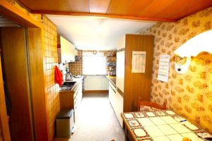 Immobilienangebot - Solingen - Alle - Flexibel nutzbares Raumwunder auf großem Sonnen-Grundstück in top Wohnlage. Hier ist vieles möglich!