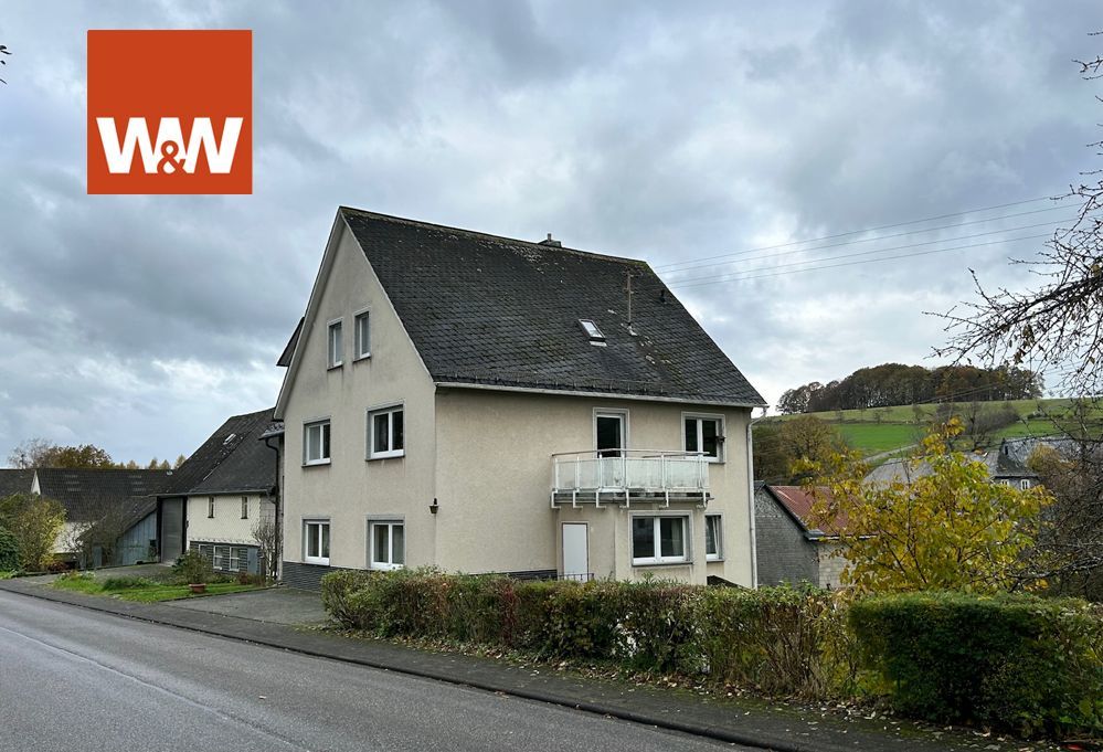 Immobilienangebot - Mörsbach / Nieder-Mörsbach - Alle - Großzügiges Zweifamilienhaus mit Scheunen, Garagen und großem Grundstück!