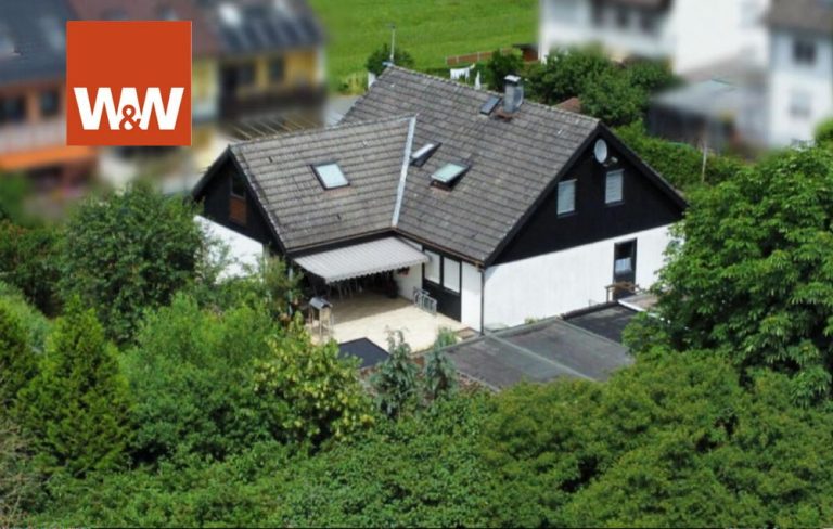 Immobilienangebot - Bindlach - Alle - Sehr großzügiges EFH mit ELW    
plus Wohnraumqualität in den Kellerräumen