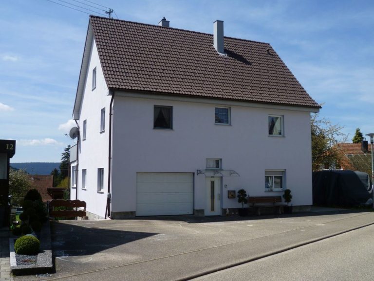Immobilienangebot - Aichhalden - Alle - Gepflegtes Einfamilienhaus mit Ausbaureserve in Aichhalden