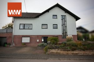 Immobilienangebot - Saarwellingen - Alle - Zweifamilienhaus mit ELW in Saarwellingen zu verkaufen