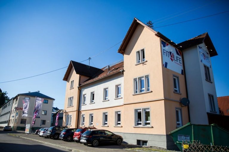 Immobilienangebot - Meßkirch - Alle - Gewerbe in Meßkirch - ca. 246 m² Nutzfläche - 4 Stellplätze - Büro oder Laden - frei ab 01.10.2023