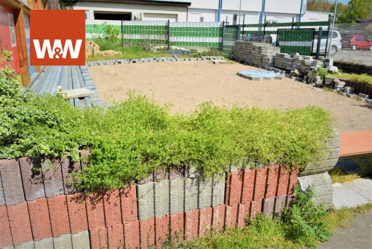 Immobilienangebot - Seelow - Alle - Baugrundstück für eine Doppelhaushälfte, Doppelgarage vorhanden
