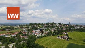 Immobilienangebot - Tittling / Hötzendorf - Alle - Teilsaniertes MFH mit idyllischem Garten und viel Platz zur Verwirklichung: zB Mehrgenerationenhaus