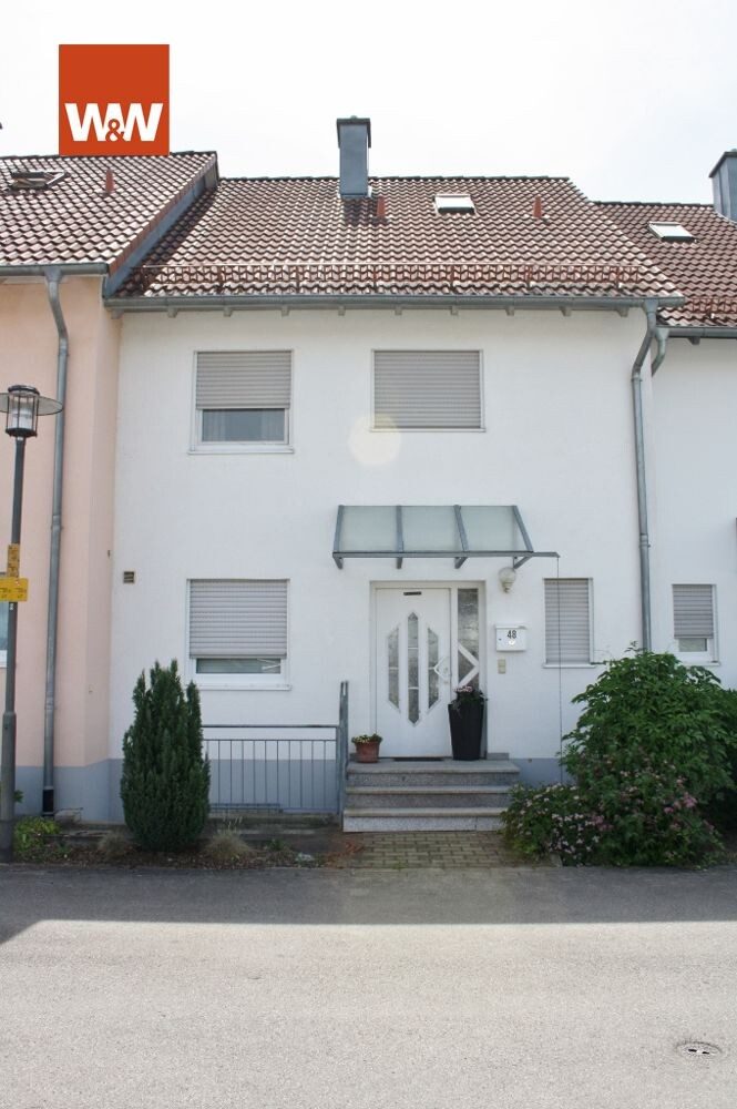 Immobilienangebot - Memmingen / Steinheim - Alle - Geräumiges Reihenmittelhaus mit Garten, Garage und Aussenstellplatz in Memmingen - Steinheim