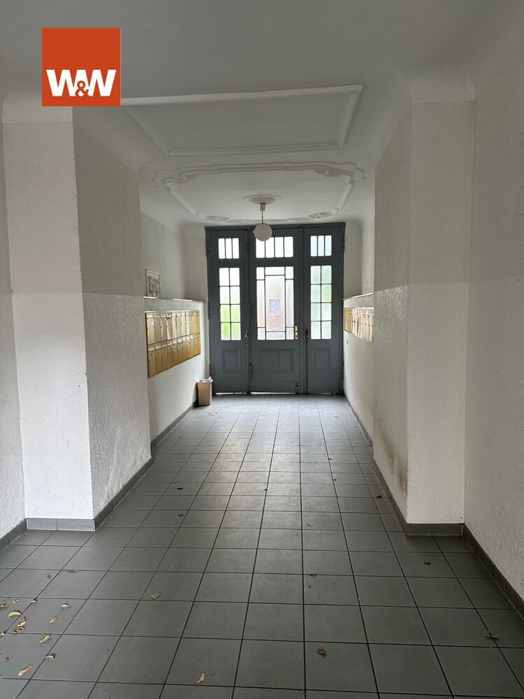 Immobilienangebot - Berlin - Alle - Bezugsfreie 1-Zimmerwohnung mit Terrasse und 46 m² Gartenanteil nahe Tempelhofer Hafen