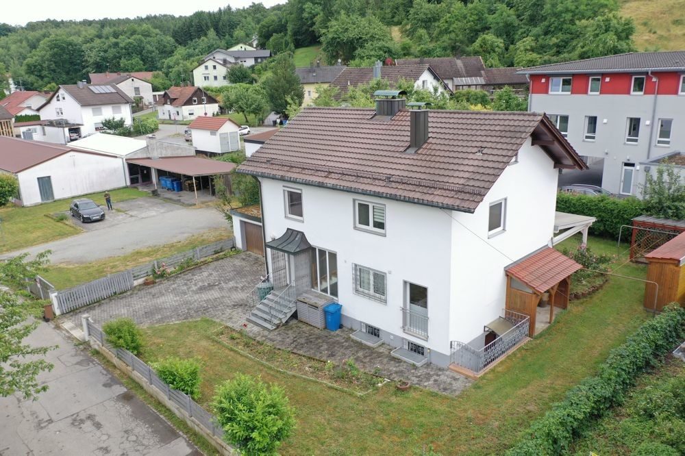 Immobilienangebot - Bogen - Alle - Sofort beziehbar! EFH mit ca. 160m² Wfl. und 611m² Grund in unmittelbarer Nähe des Klinikums Bogen