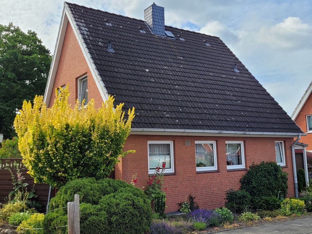 Immobilienangebot - Kiel - Alle - Gemütliches Einfamilienhaus auf einem zauberhaften Grundstück in ruhiger Lage von Kiel-Suchsdorf