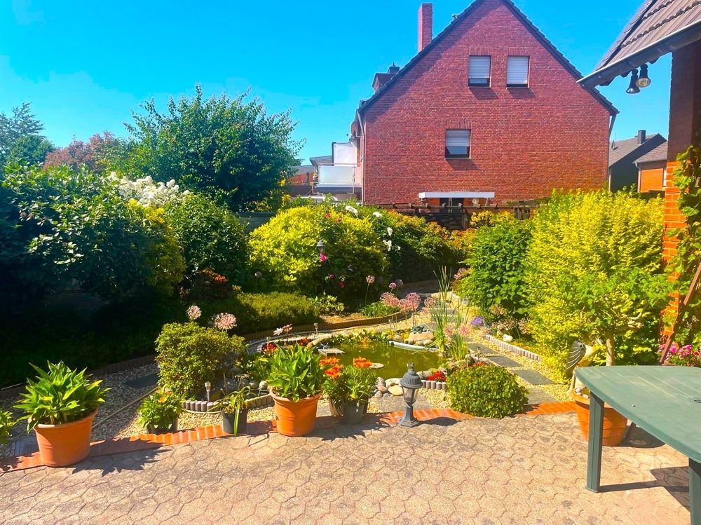 Immobilienangebot - Düren / Gürzenich - Alle - RESERVIERT: Sehr gepflegtes Einfamilienhaus mit Sonnengarten, Garage und Ausbaupotenzial in beliebter Wohnlage.