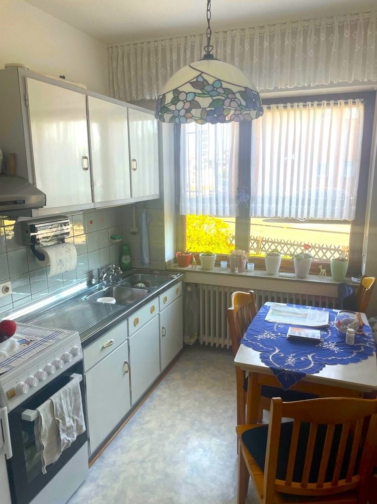 Immobilienangebot - Düren / Gürzenich - Alle - RESERVIERT: Sehr gepflegtes Einfamilienhaus mit Sonnengarten, Garage und Ausbaupotenzial in beliebter Wohnlage.