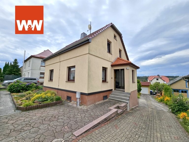 Immobilienangebot - Steinigtwolmsdorf - Alle - Kleines Wohnhaus in Steinigtwolmsdorf - mit Sanierungsbedarf.