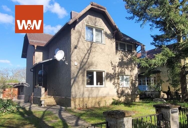 Immobilienangebot - Hohen Neuendorf - Alle - *Hohen Neuendorf! Sehr schöne Villa in Toplage zur sofortigen Übernahme mit 2 Wohnungen*