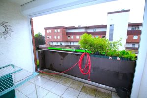 Immobilienangebot - Langenfeld / Berghausen - Alle - Top gepflegte, hochwertig ausgestattete Maisonette-Wohnung mit TG-Stellplatz in begehrter Wohnlage!