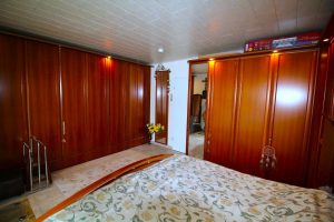 Immobilienangebot - Langenfeld / Berghausen - Alle - Top gepflegte, hochwertig ausgestattete Maisonette-Wohnung mit TG-Stellplatz in begehrter Wohnlage!