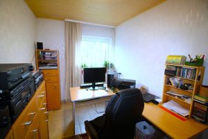 Immobilienangebot - Langenfeld / Berghausen - Alle - Top gepflegte, hochwertig ausgestattete Maisonette-Wohnung mit TG-Stellplatz in begehrter Wohnlage!