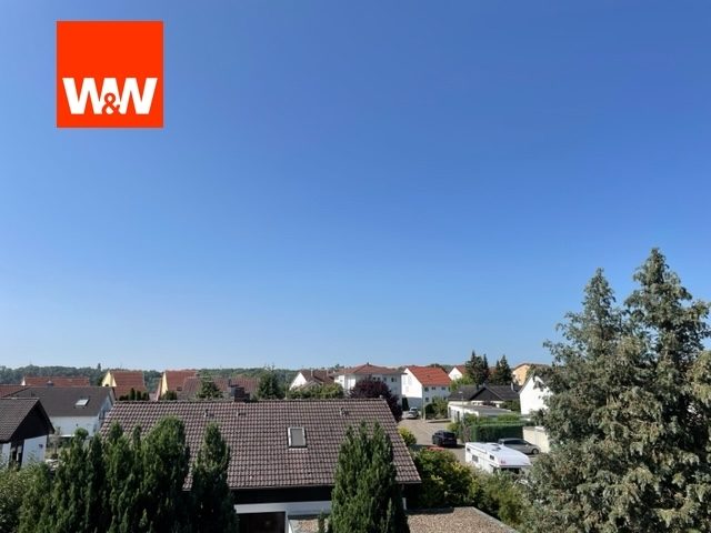 Immobilienangebot - Vaihingen an der Enz - Alle - Renovierte DG-Wohnung mit toller Dachterrasse