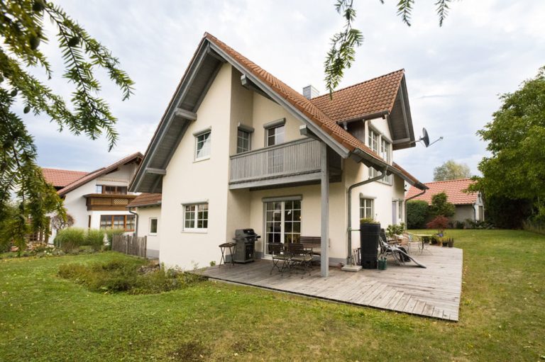 Immobilienangebot - Pürgen / Lengenfeld - Alle - Ein zauberhaftes Einfamilienhaus mit Bergblick in seeeehr schöner Orts-Randlage.