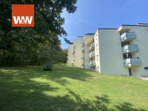 Immobilienangebot - Stuttgart / Hoffeld - Alle - Traumhafte, modernisierte 2,5 Zi.-Whg. mit Balkon in ruhiger, schöner Lage