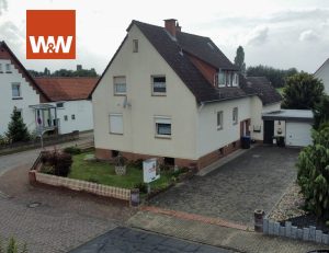 Immobilienangebot - Lahstedt / Gadenstedt - Alle - großes Einfamilienhaus mit viel Potential sucht neuen Eigentümer