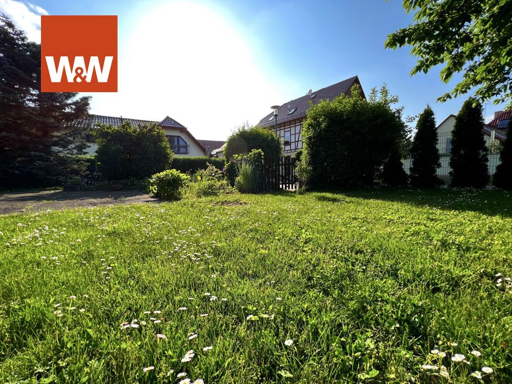 Immobilienangebot - Walschleben - Alle - Mit Platz für die gesamte Familie - Doppelhaushälfte mit massiver Garage und Garten
