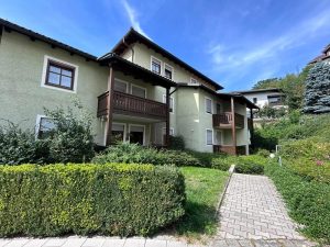 Immobilienangebot - Deggendorf - Alle - BESTLAGE DEGGENDORF!
4-Zimmer EG Wohnung mit Garten und Tiefgaragenstellplatz -seltene Gelegenheit
