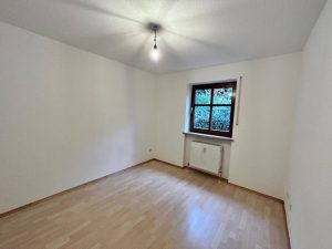 Immobilienangebot - Deggendorf - Alle - BESTLAGE DEGGENDORF!
4-Zimmer EG Wohnung mit Garten und Tiefgaragenstellplatz -seltene Gelegenheit