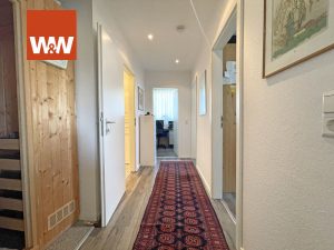Immobilienangebot - Stuttgart - Alle - Modernisierte und gepflegte 4-Zi. Wohnung mit schöner Aussicht in zentraler Lage zu verkaufen!