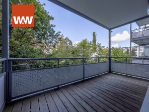 Immobilienangebot - Stuttgart - Alle - Exklusive und großzügige Wohnung nahe Feuersee mit Balkon und EBK  zu verkaufen!
