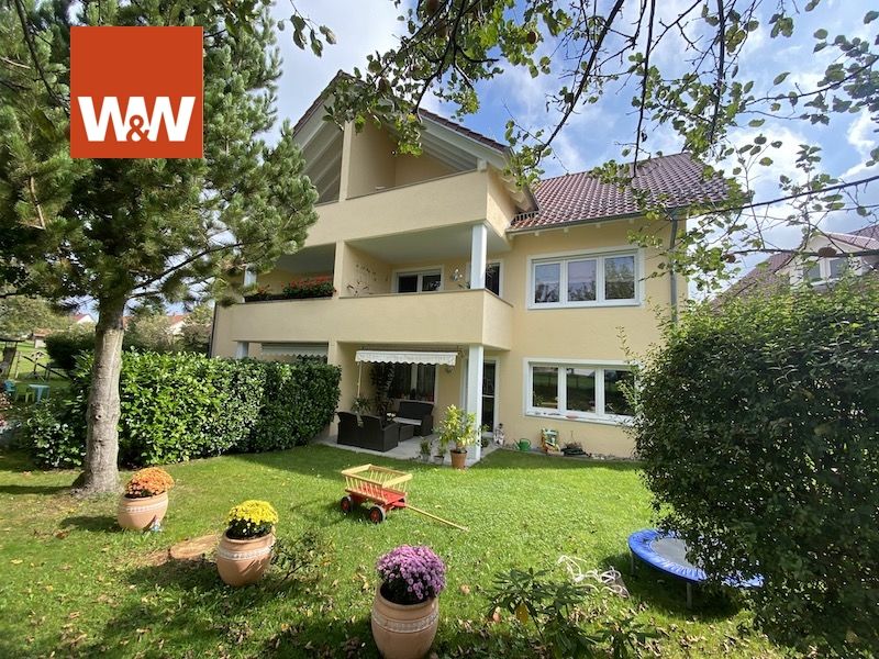 Immobilienangebot - Wolpertswende - Alle - Schnuckelige 2-Zimmer-Dachgeschoß-Wohnung mit überdachtem Balkon