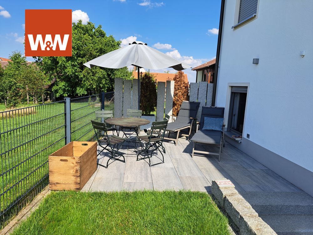 Immobilienangebot - Schweitenkirchen - Alle - Sehr gut geschnittene, helle 2-Zimmer-Whg. im Souterrain mit Terrasse und Stellplatz