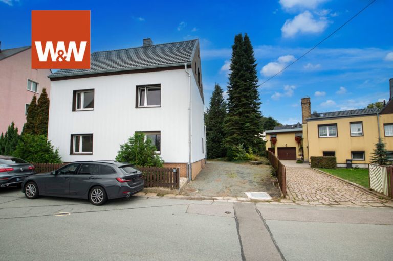 Immobilienangebot - Adorf/Erzgebirge - Alle - Massiv gebautes Haus mit Potenzial und guter Substanz zum Verkauf