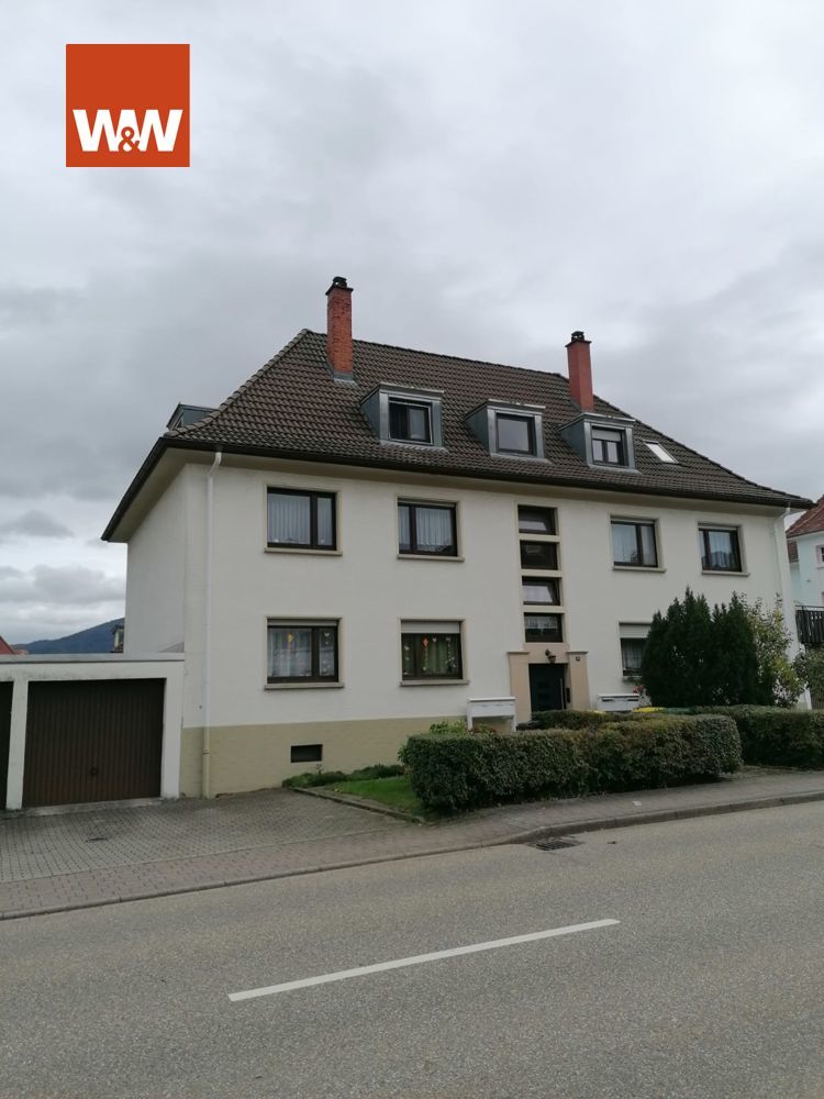 Immobilienangebot - Gernsbach - Alle - Gemütliche 1-Zimmerwohnung im DG
mit schöner Aussicht