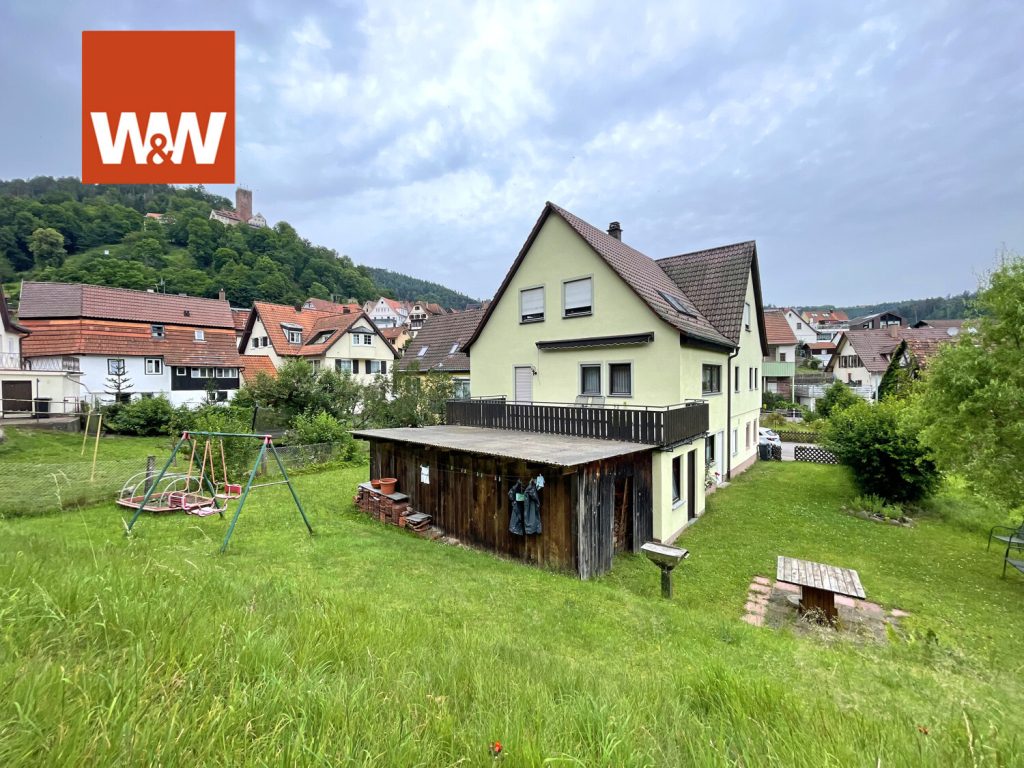 Immobilienangebot - Bad Liebenzell - Alle - Gepflegtes ZFH mit großem Garten und viel Platz in Bad Liebenzell zu verkaufen!