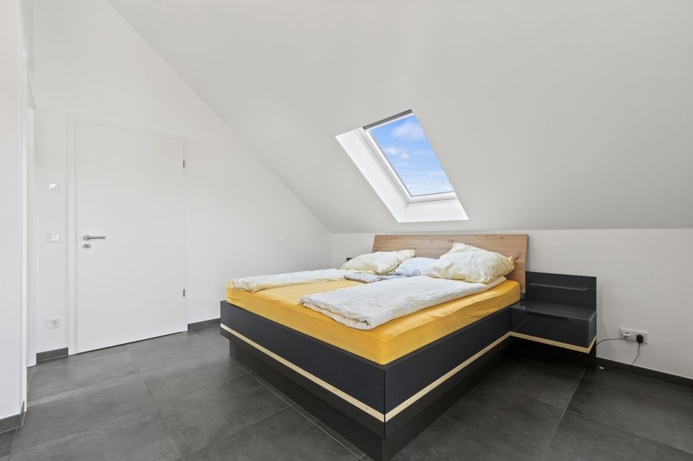 Immobilienangebot - Bedburg - Alle - VERKAUFT: Mit 3D und Video: Familienfreundlich und stilvoll: Ihr neues Traumhaus mit Garten und Dachterrasse!