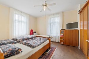 Immobilienangebot - Königswinter - Alle - Traumdomizil für Pferdeliebhaber u. Mehrgenerationen: Einzigartige Immobilie mit modernem Komfort u. idyllischem Flair!