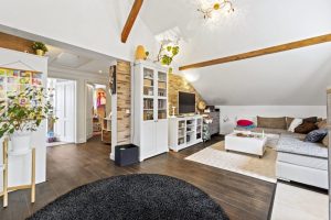 Immobilienangebot - Königswinter - Alle - Traumdomizil für Pferdeliebhaber u. Mehrgenerationen: Einzigartige Immobilie mit modernem Komfort u. idyllischem Flair!