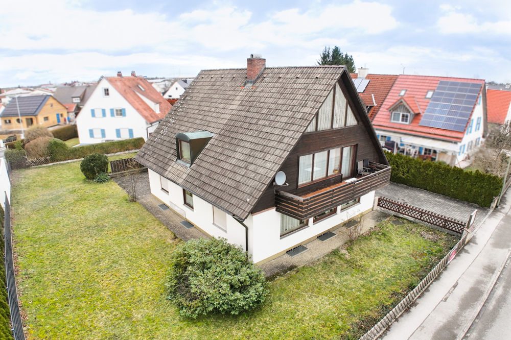 Immobilienangebot - Landsberg am Lech - Alle - Zeitloses Herrenhaus aus dem Jahr 1972 auf großzügigem Grundstück in Landsbergs bester Lage