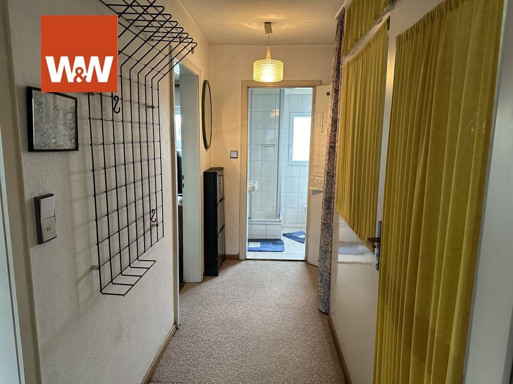 Immobilienangebot - Stuttgart Bad Cannstatt - Alle - Leerstehendes 3-Familienhaus in sehr guter Lage mit vielfältigen Nutzungsmöglichkeiten.