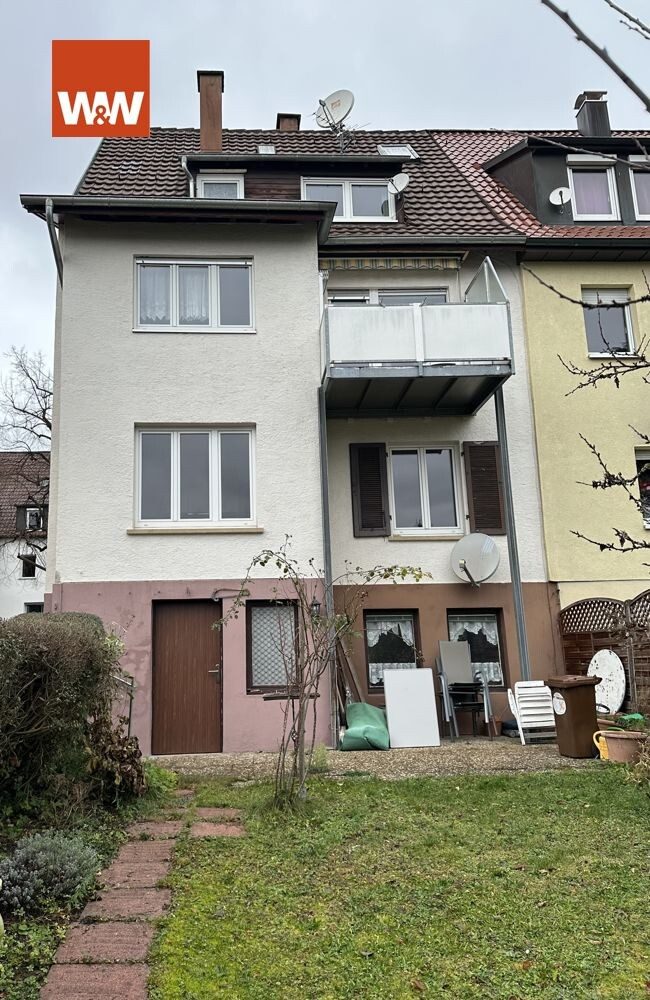 Immobilienangebot - Stuttgart Bad Cannstatt - Alle - Leerstehendes 3-Familienhaus in sehr guter Lage mit vielfältigen Nutzungsmöglichkeiten.