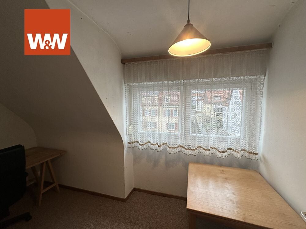 Immobilienangebot - Stuttgart Bad Cannstatt - Alle - Leerstehendes 3-Familienhaus in sehr guter Lage mit vielfältigen Nutzungsmöglichkeiten.