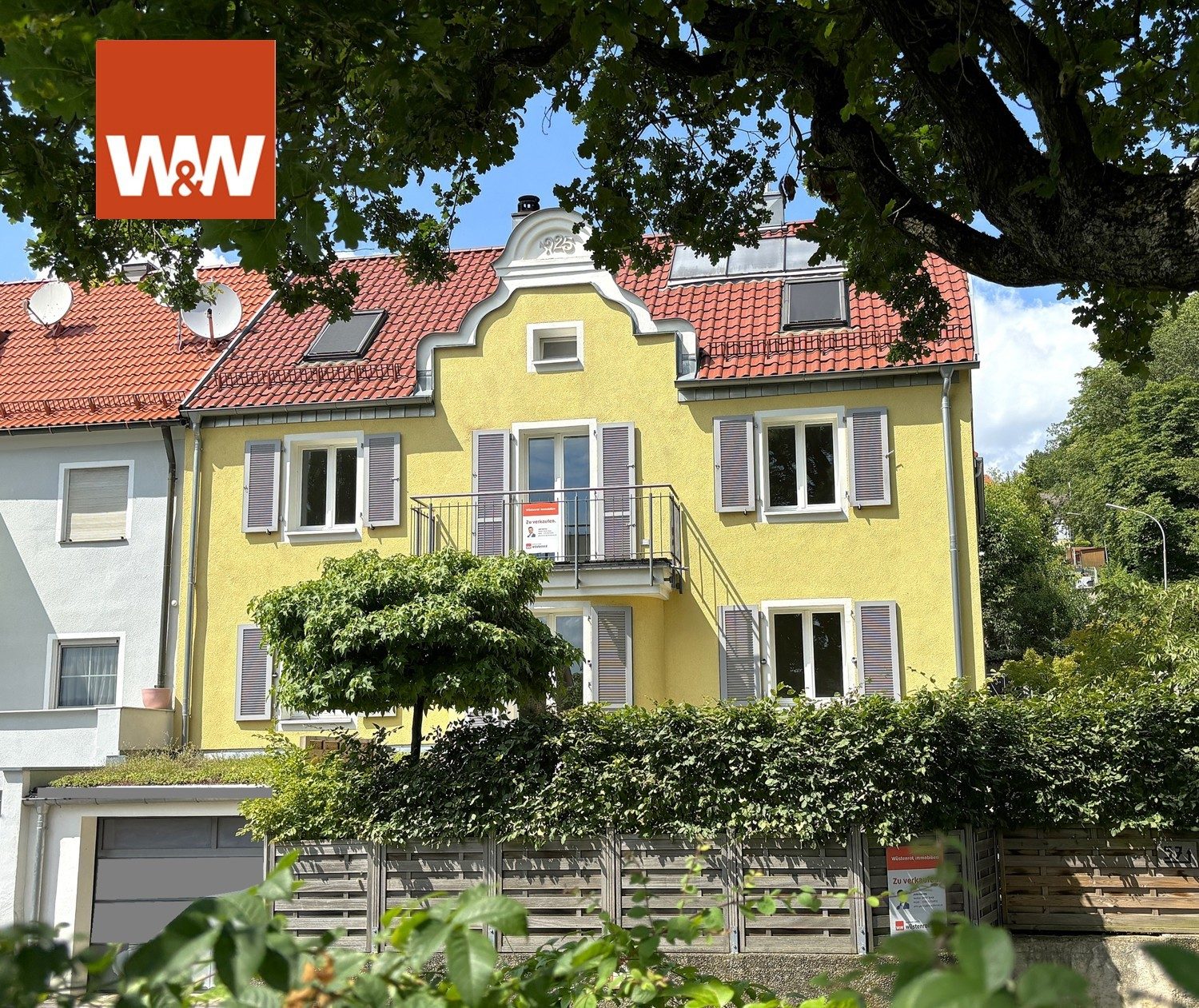 Immobilienangebot - Hersbruck - Alle - Gänzlich modernisierte Stadtvilla im Herzen Hersbrucks.
7,5 Zimmer auf 213 m² sucht neue Familie...