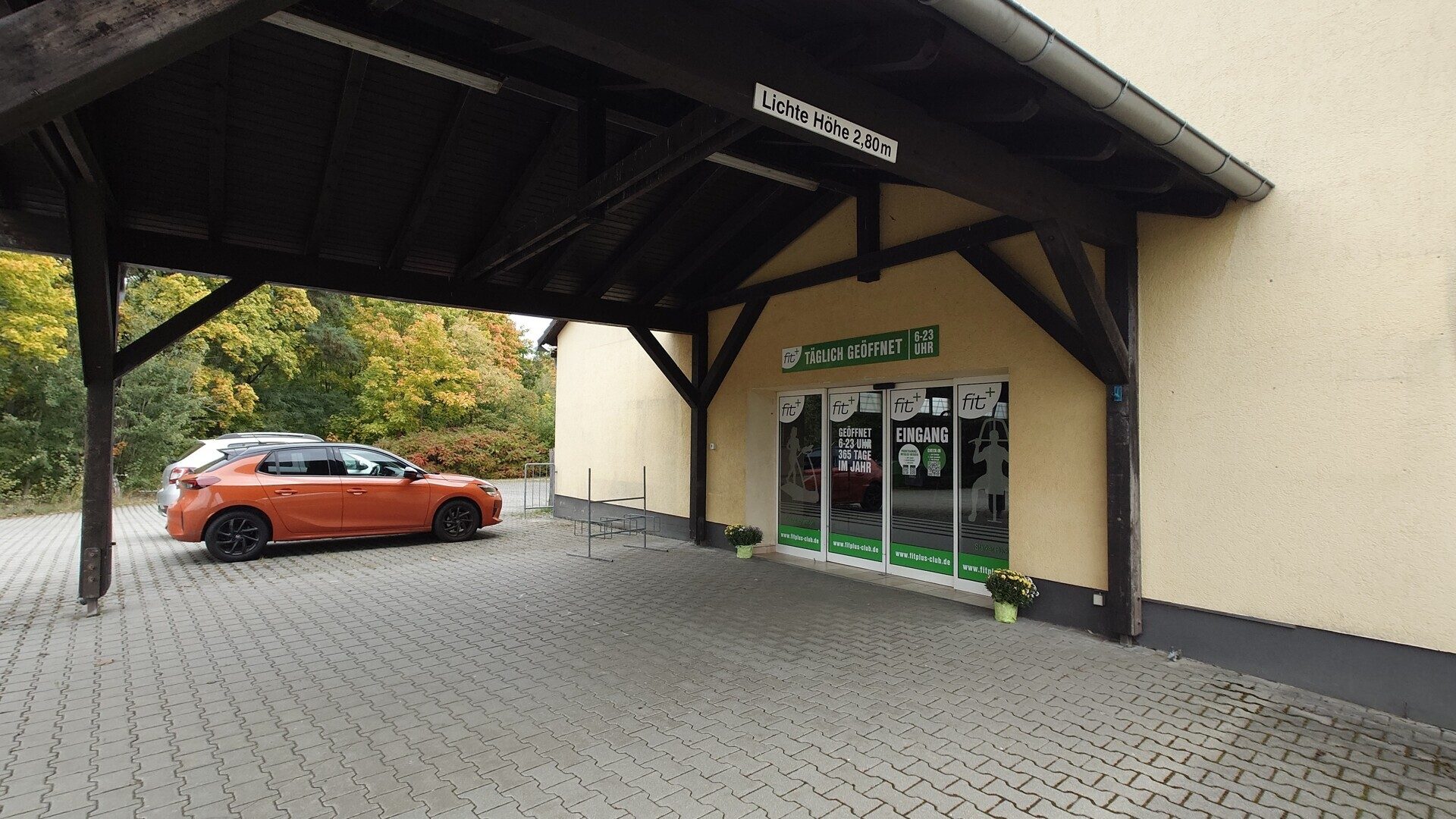 Immobilienangebot - Bernsdorf - Alle - Gewerbeobjekt als Top Kapitalanlage - guter Zustand - viele Nutzungsmöglichkeiten & optional teilbare Flächen