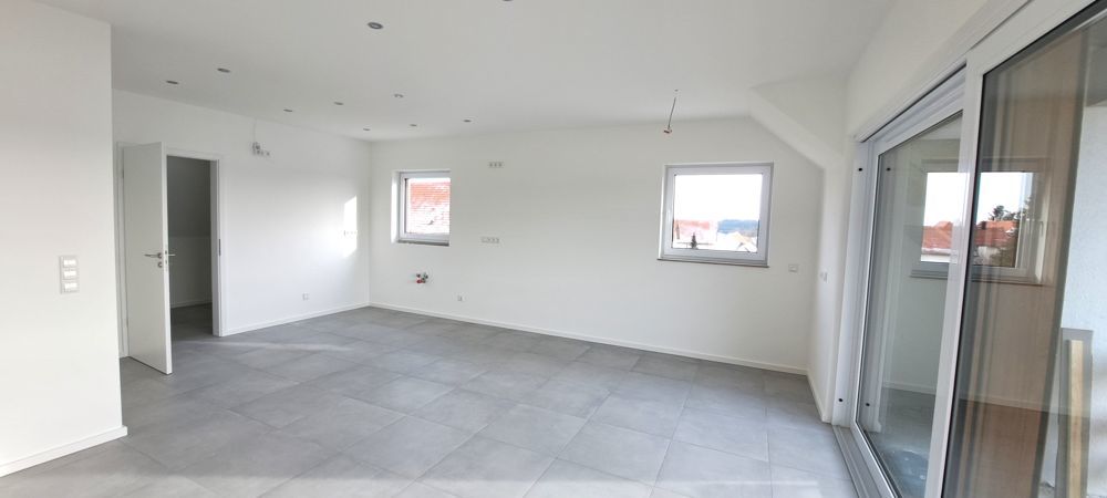 Immobilienangebot - Au in der Hallertau / Günzenhausen - Alle - Moderne, großzügig geschnittene 3-Zi.-Whg. im Dachgeschoss mit Balkon