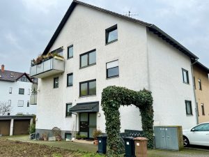 Immobilienangebot - Schriesheim - Alle - Geräumige 3-Zimmerwohnung mit großem Balkon und KFZ-Stellplatz in Schriesheim!